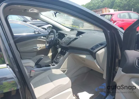 2014 Ford Escape Se z USA, uszkodzony, nr VIN 1FMCU9GX3EUE44669